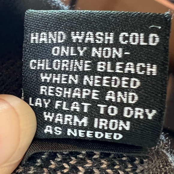 Premise Floral Fan Bell Sleeve Sweater - Picture 7 of 7